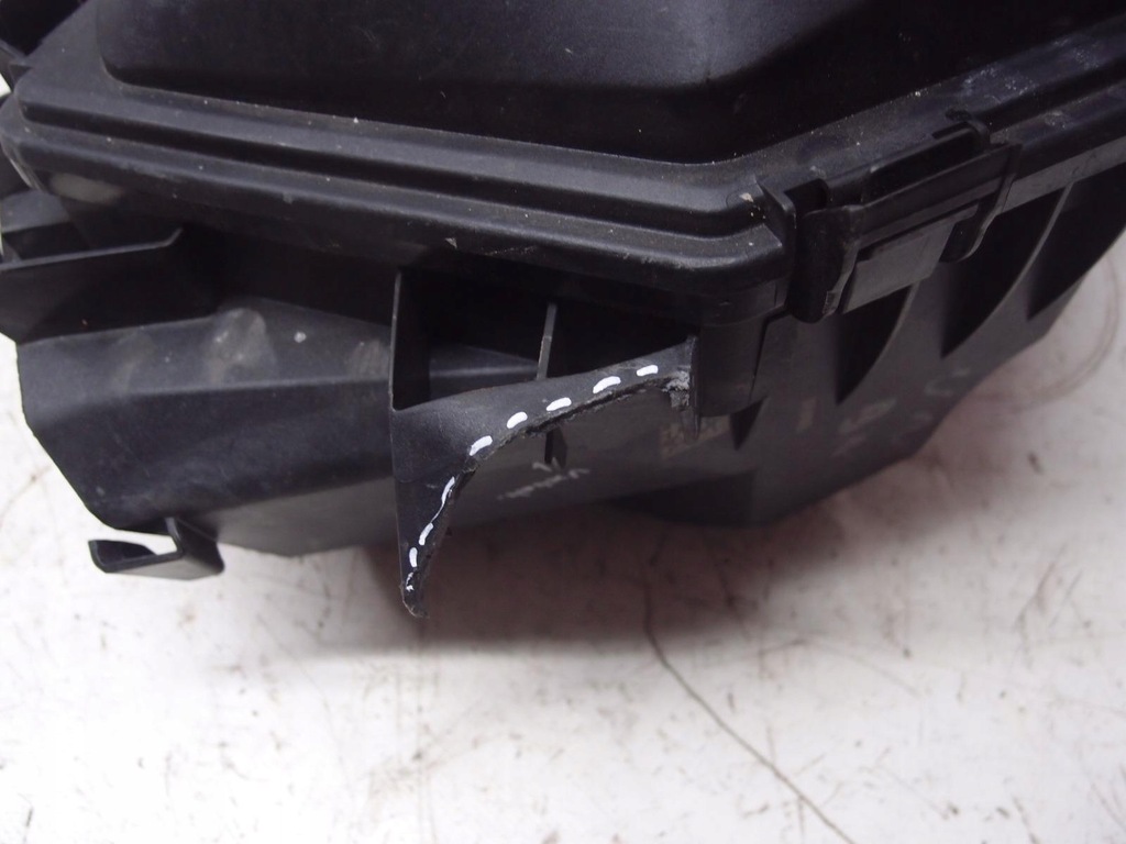 фото №10, Корпус фильтра воздуха bmw x1 u11 8472015