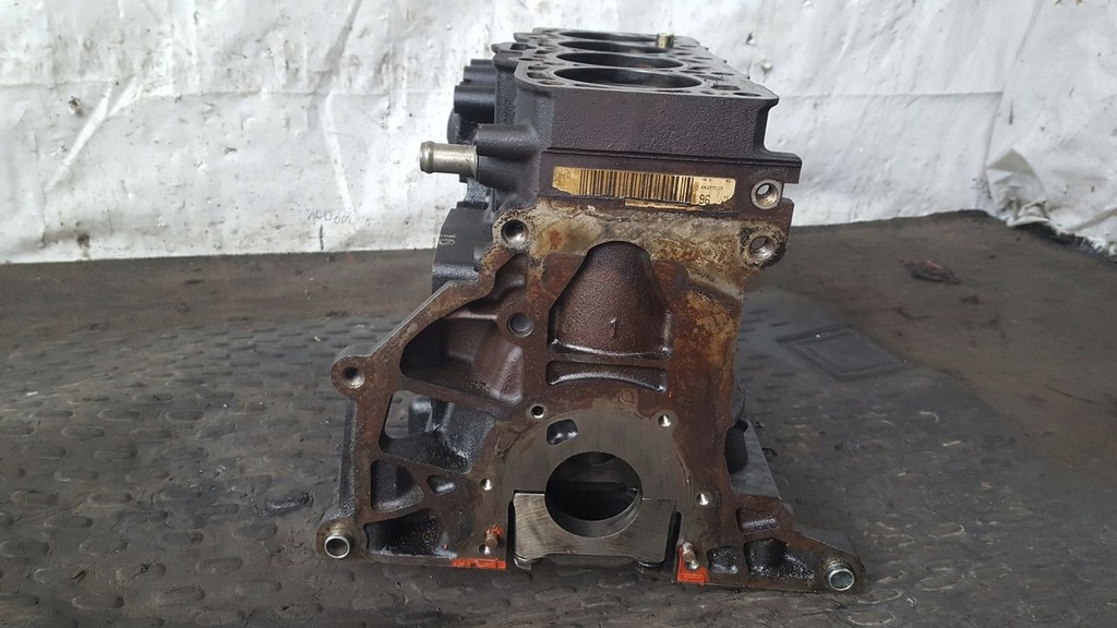 фото №11, Блок двигуна azv vw touran 2,0 tdi