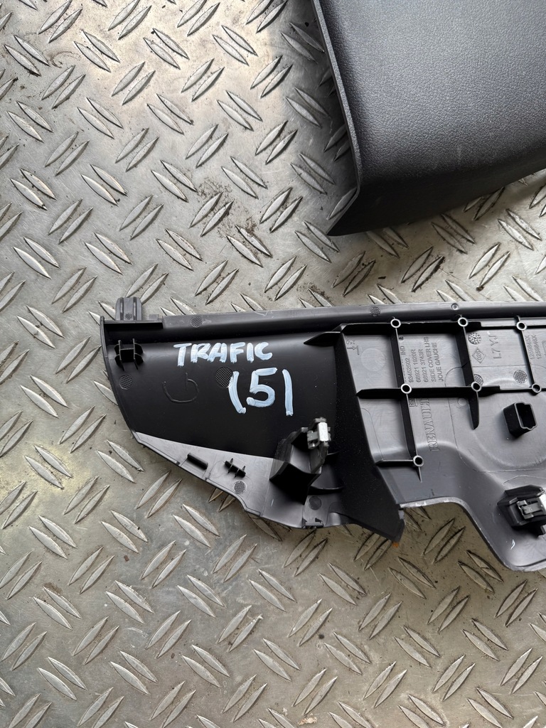 фото №7, Trafic iii 15- консоль панель приладів приладова панель приладів