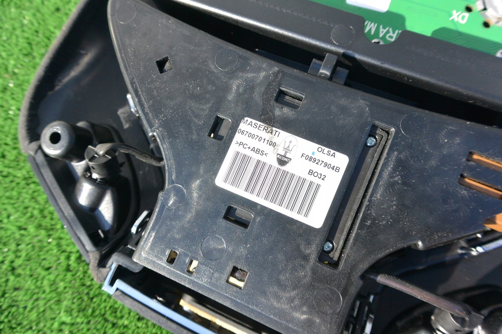 фото №11, Лампа стельовий kpl maserati ghibli quattroporte