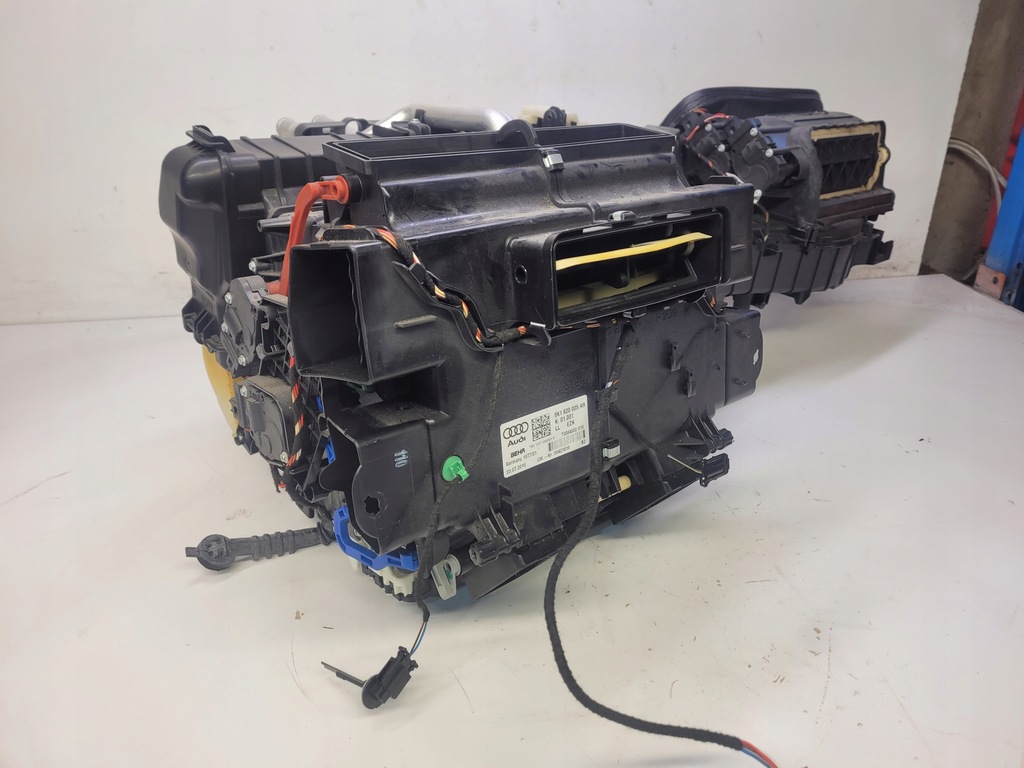 фото №5, Обігрівач комплектна audi a4 b8 q5 8k1820005ar