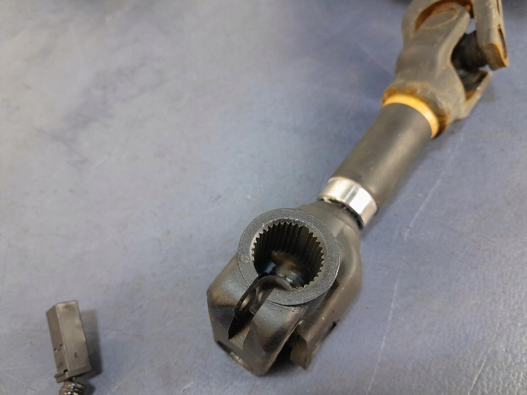 фото №8, Infiniti q50 krzyak колонки кермового