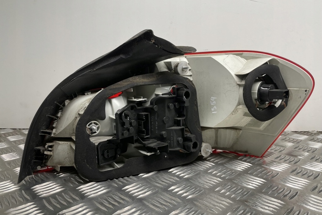 фото №9, Лампа ліва задня bmw 1 coupe e82 7285641 2.0l дизель 130kw 2010