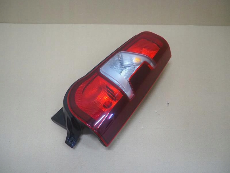 фото №1, Лампа правий задня citroen berlingo iv peugeot partner iv proace city combo e