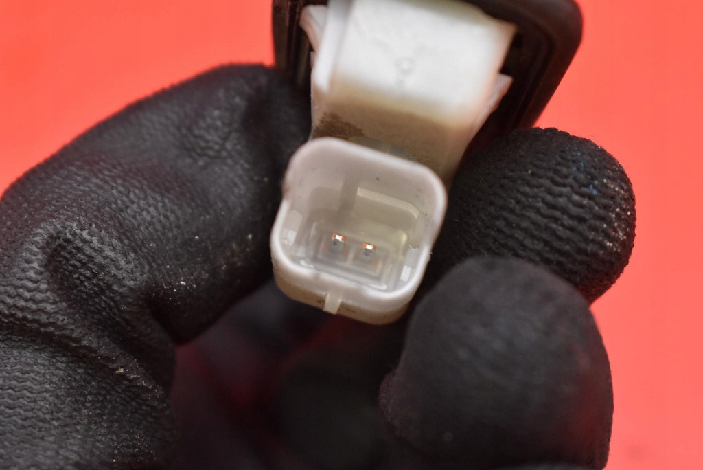 фото №7, Ручка кнопка крышки задняя peugeot 3008 1 i 10-13