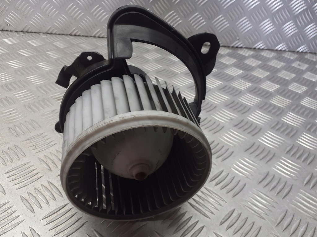 фото №1, Вентилятор обдув fiat grande punto 5d3330100