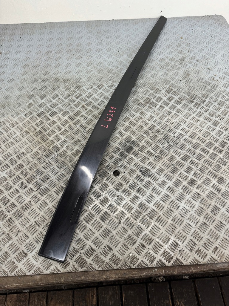 фото №1, Молдинг кровельная левая mercedes r klasa w251 короткий