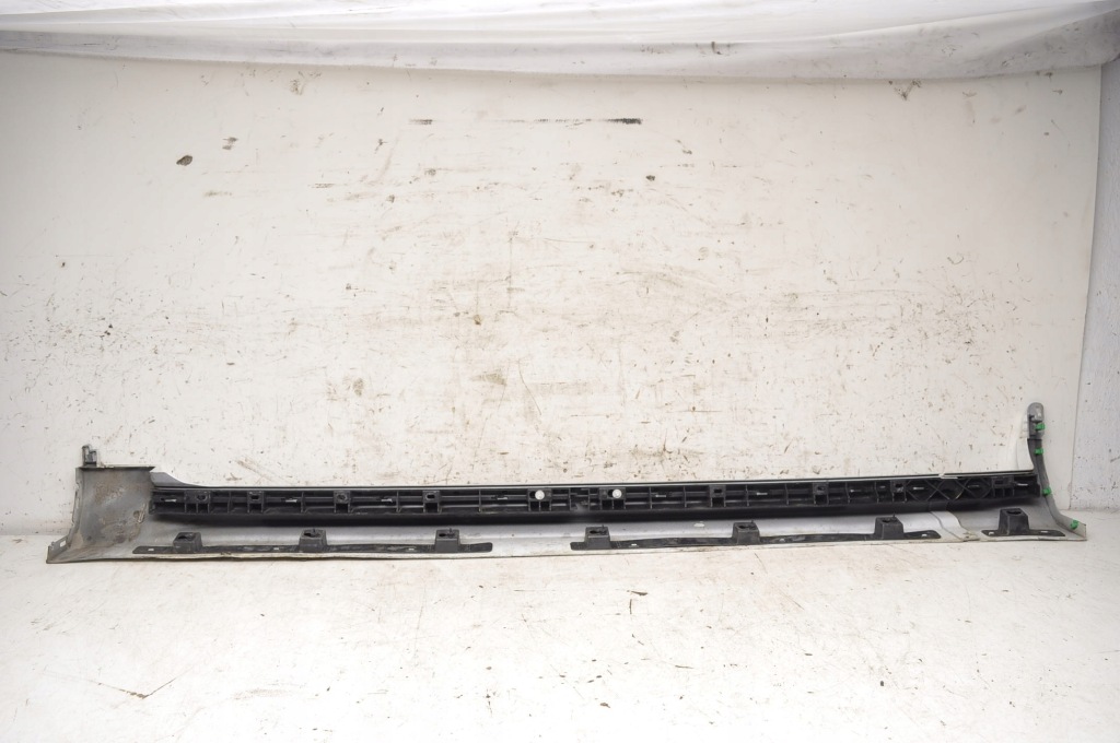 Volvo xc90 ii молдинг накладка поріг права 31395993 Доставка