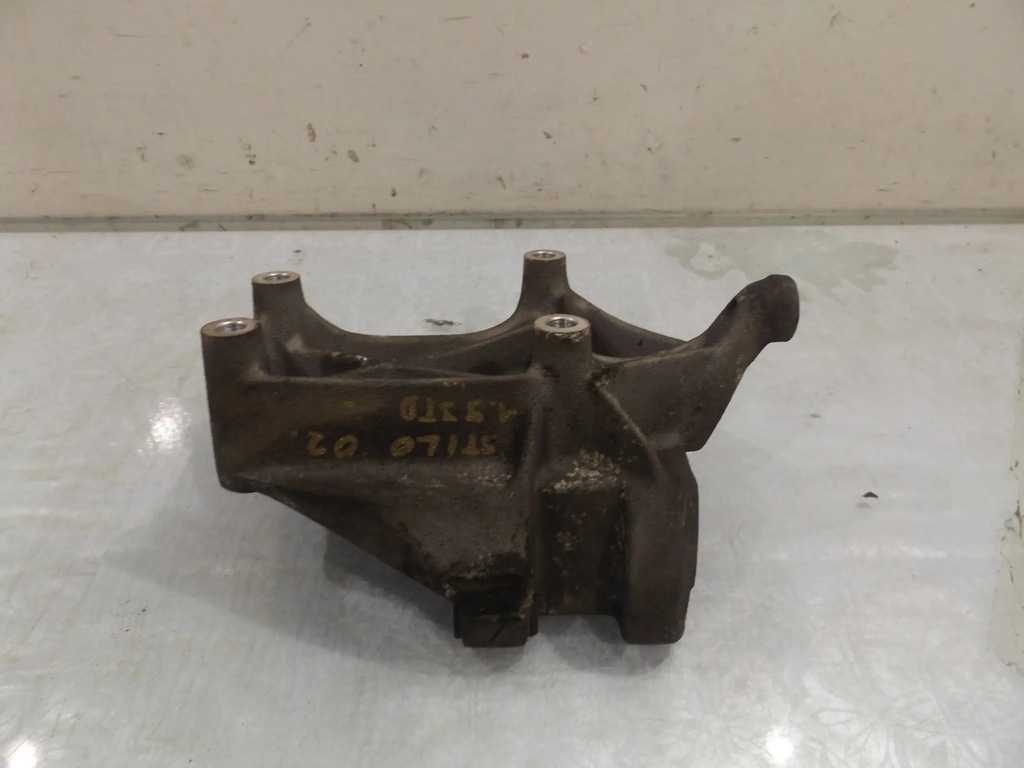 фото №1, Stilo 1,9jtd кронштейн компрессора