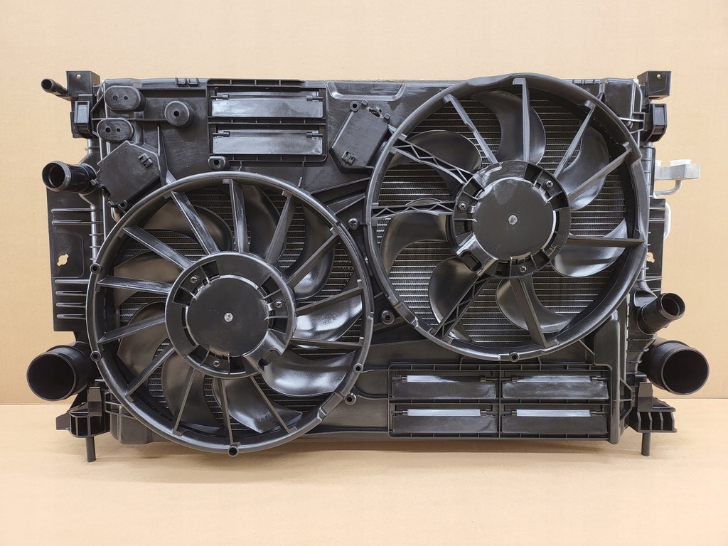 фото №1, Комплект радиатор kuga ii mk2 focus mk3 c-max ii