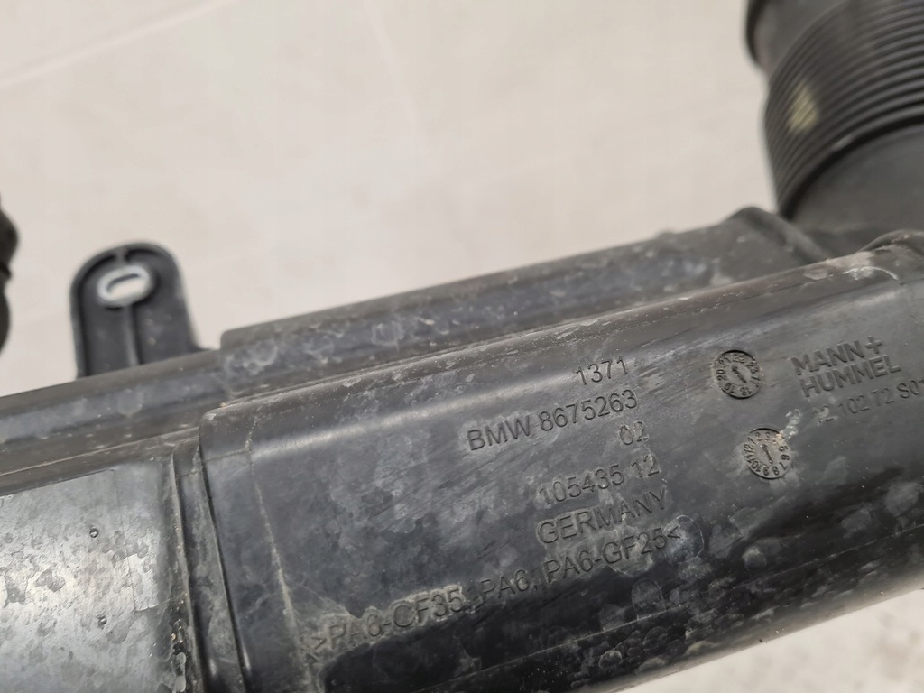 фото №3, Bmw f40 f44 труба резонатор повітря 8675263