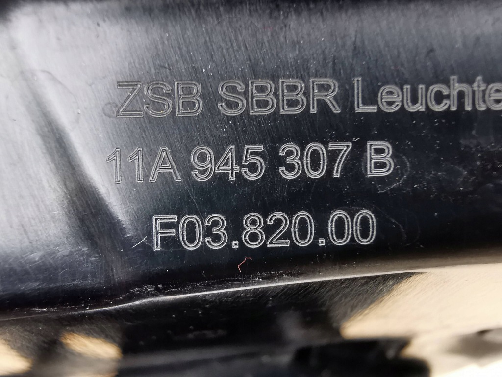 фото №13, Vw id4 id.4 11a 20- лампа задня кришки задня led 11a945307b