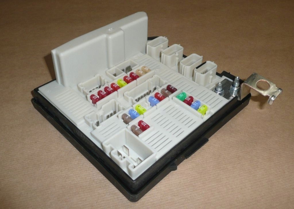 фото №3, Модуль bsi r megane ii,scenic ii 1.5dci 8200455424