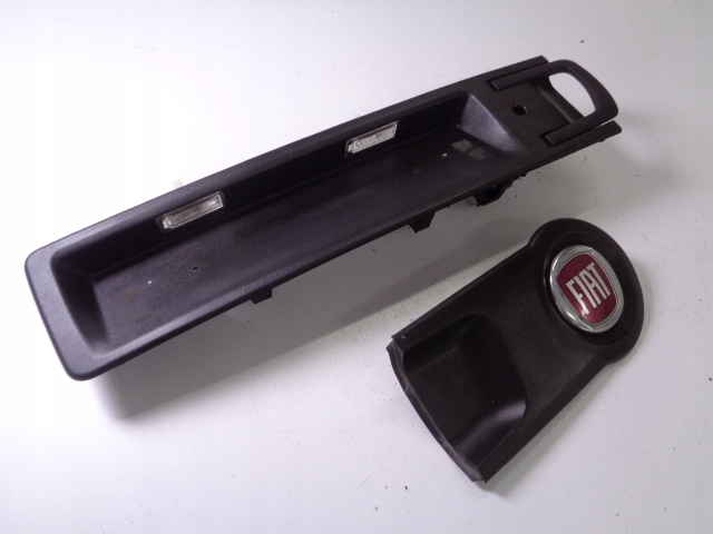 фото №1, Молдинг накладка крышки fiat doblo ii lift 1.3 multijet 2016 rok