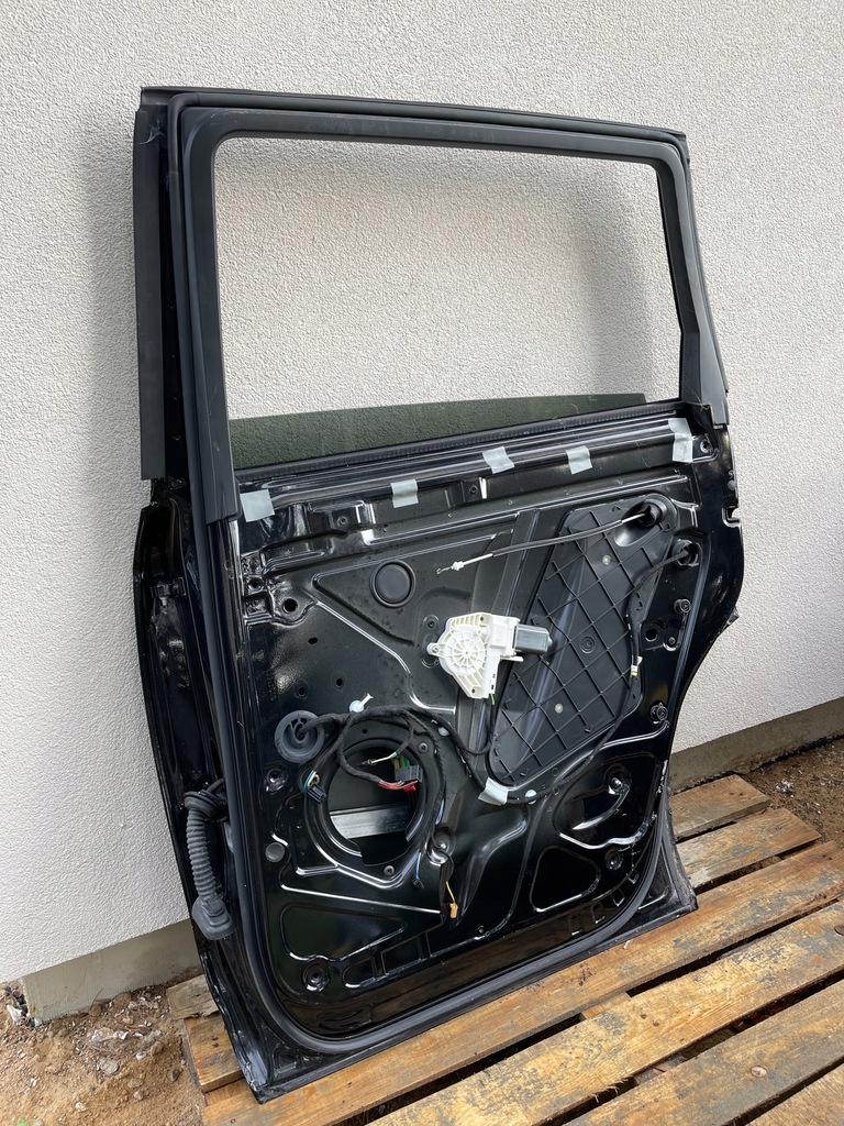 фото №5, Audi q8 4l дверь правое задняя комплектная