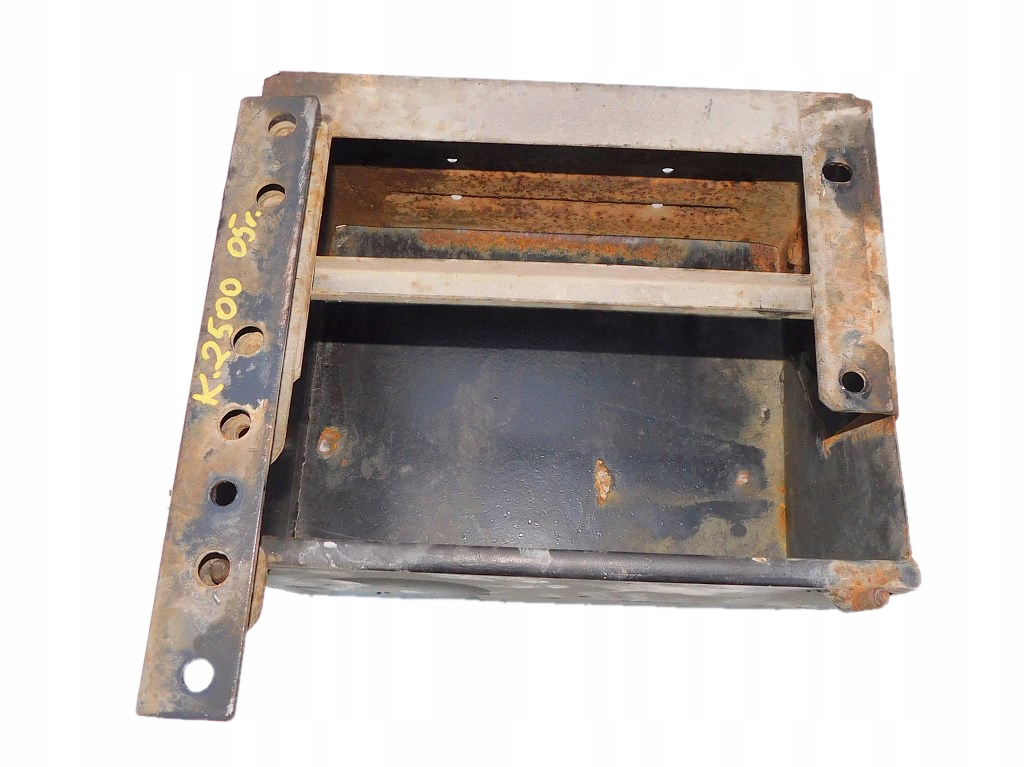 фото №1, Kia ii k2500 2700 основание коробка na аккумулятор