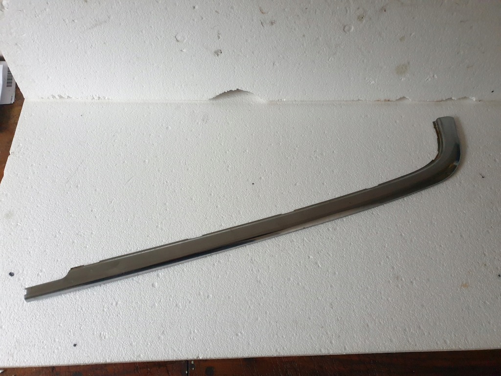 фото №1, Молдинг бампера хромована задня ліва mercedes w202