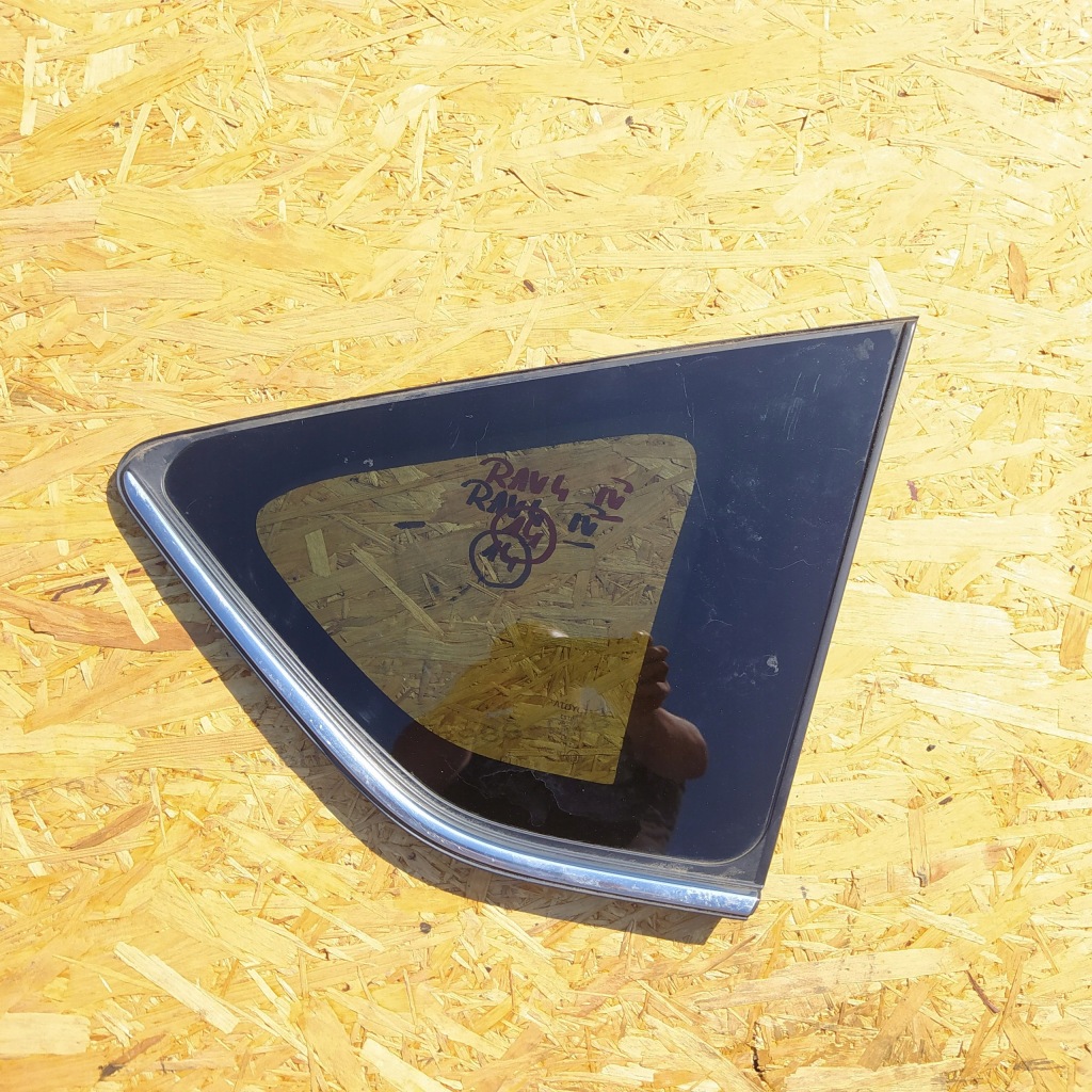 фото №1, Toyota rav4 iv скло скло кузовна права правий задня задня хром