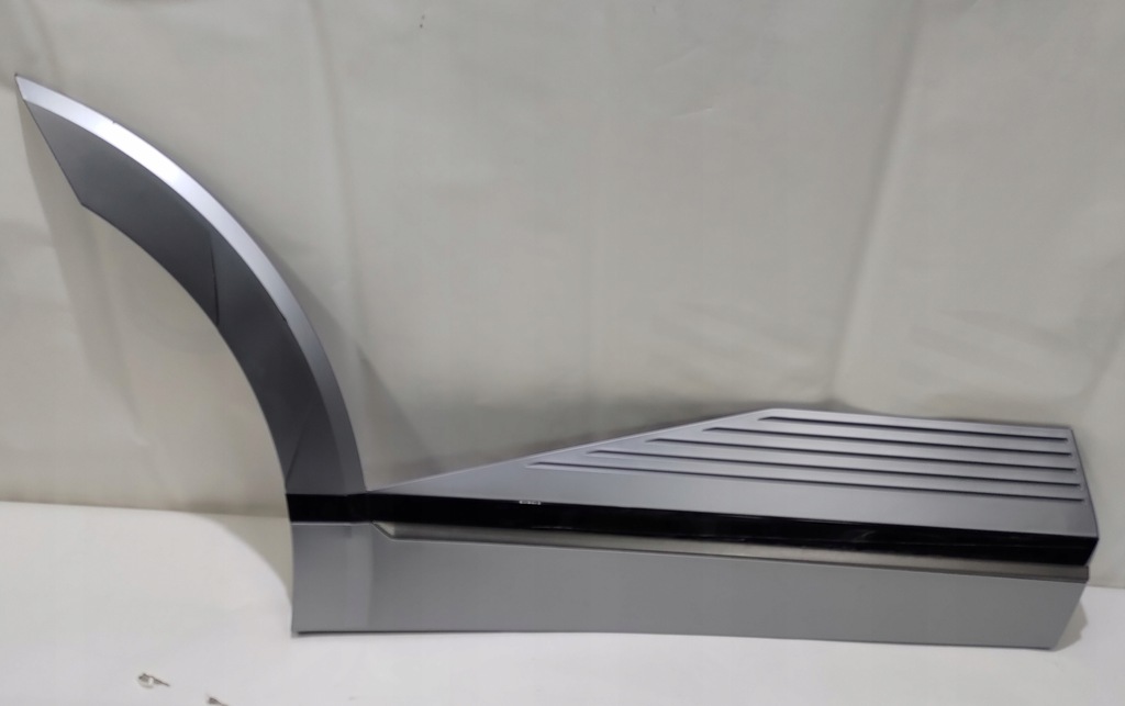 фото №1, Hyundai ioniq 5 v молдинг двері правий задня