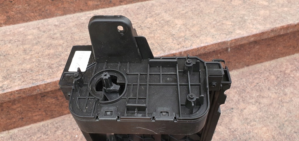 Kia ev3 впуск кермо  повітря жалюзі ліва Доставка