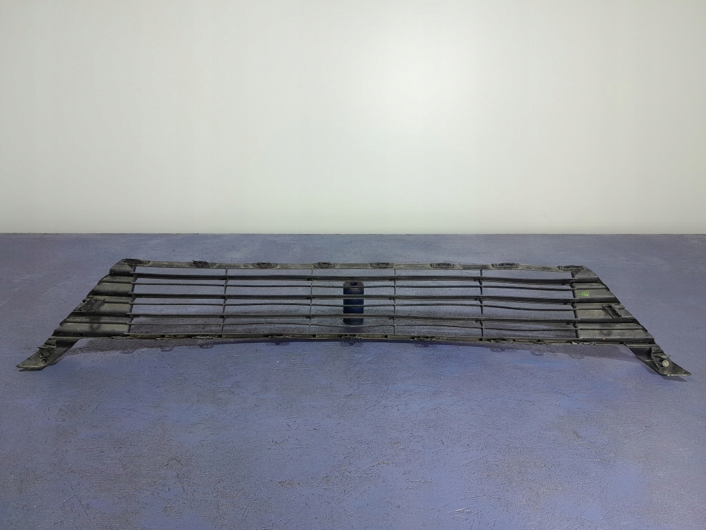 фото №6, Toyota corolla xi e16 lift решітка бампера середня перед 53112-02700 1g3