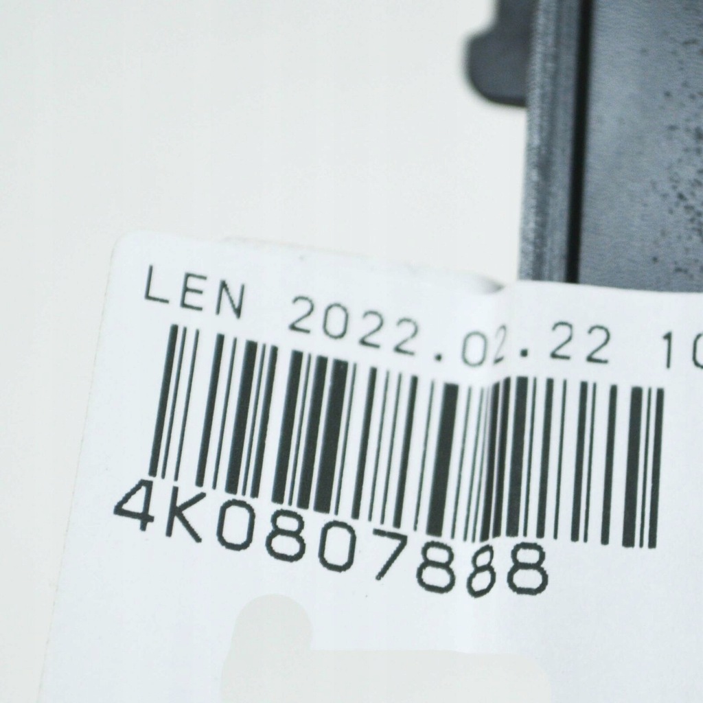 фото №8, Audi a6 c8 передняя часть бампер center усилитель молдинг 4k0807888