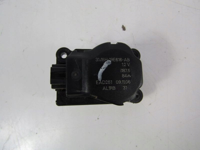 фото №5, Ford cmax mk1 моторчик крышка отопителя 03-07 5d