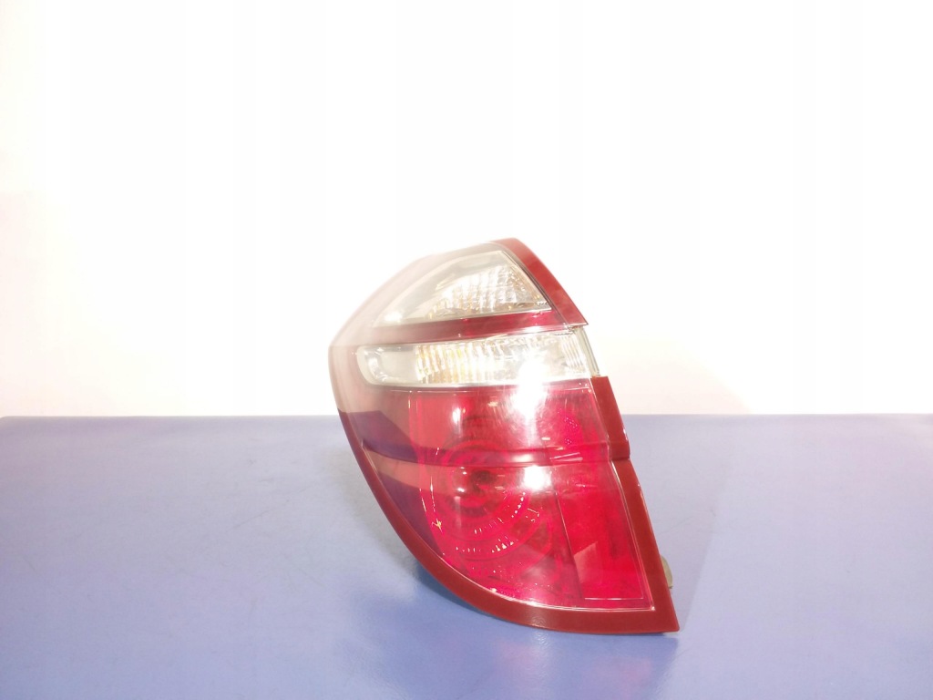 фото №1, Subaru legacy iv kombi lift лампа задняя левая задняя