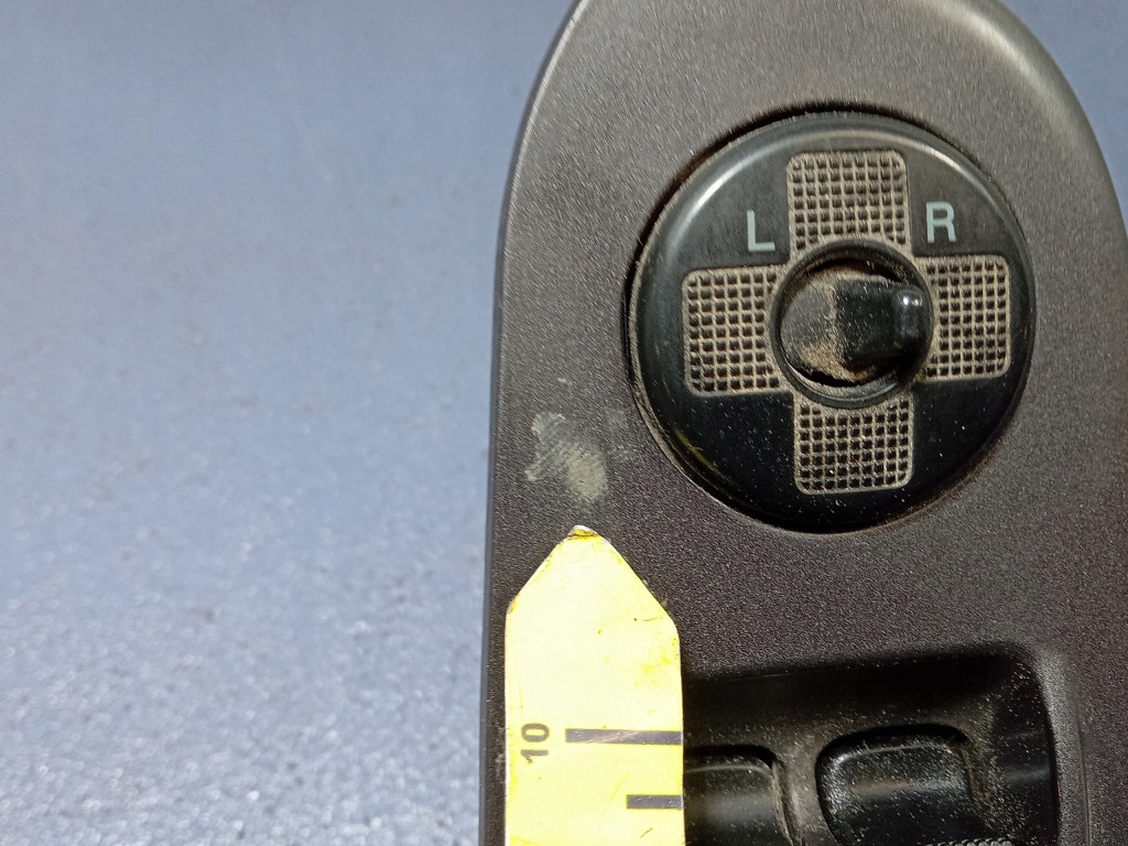 фото №7, Hyundai trajet панель вікон лівий перед 620w03030