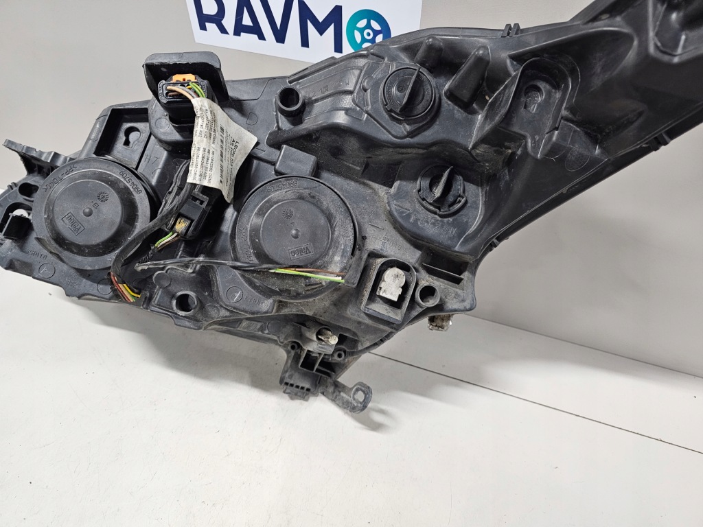 фото №13, Лампа передня права правий перед peugeot 208 i 1 звичайна europa 9802221280