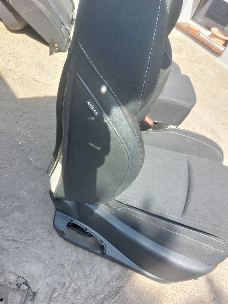 фото №6, Сиденья перед renault megane iv europa