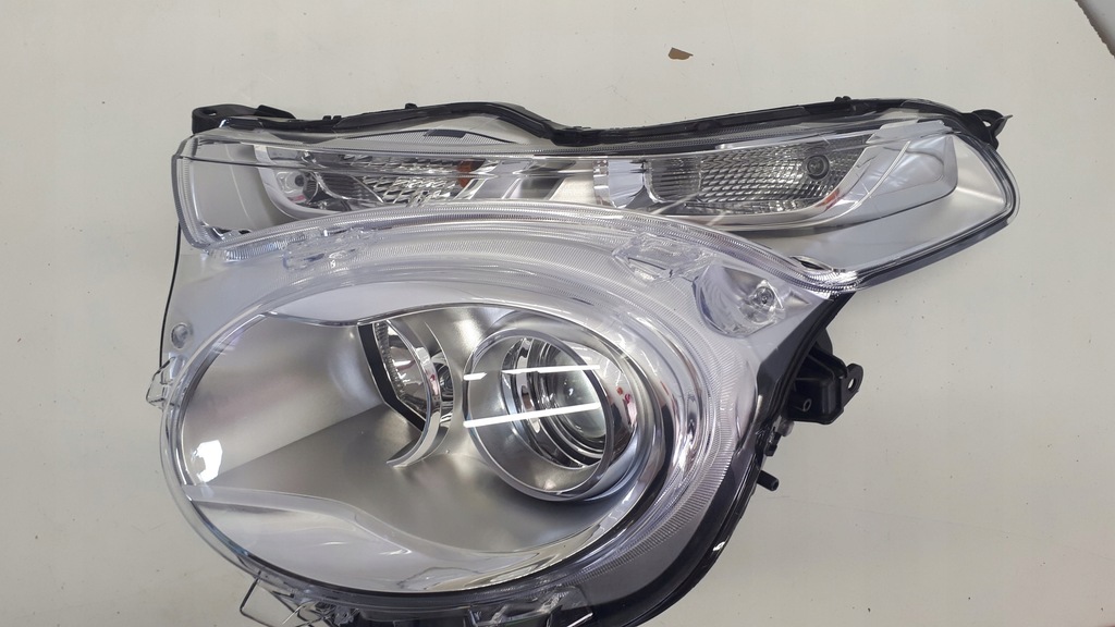 фото №11, Citroen c1 ii 14- правая левая лампа перед europa