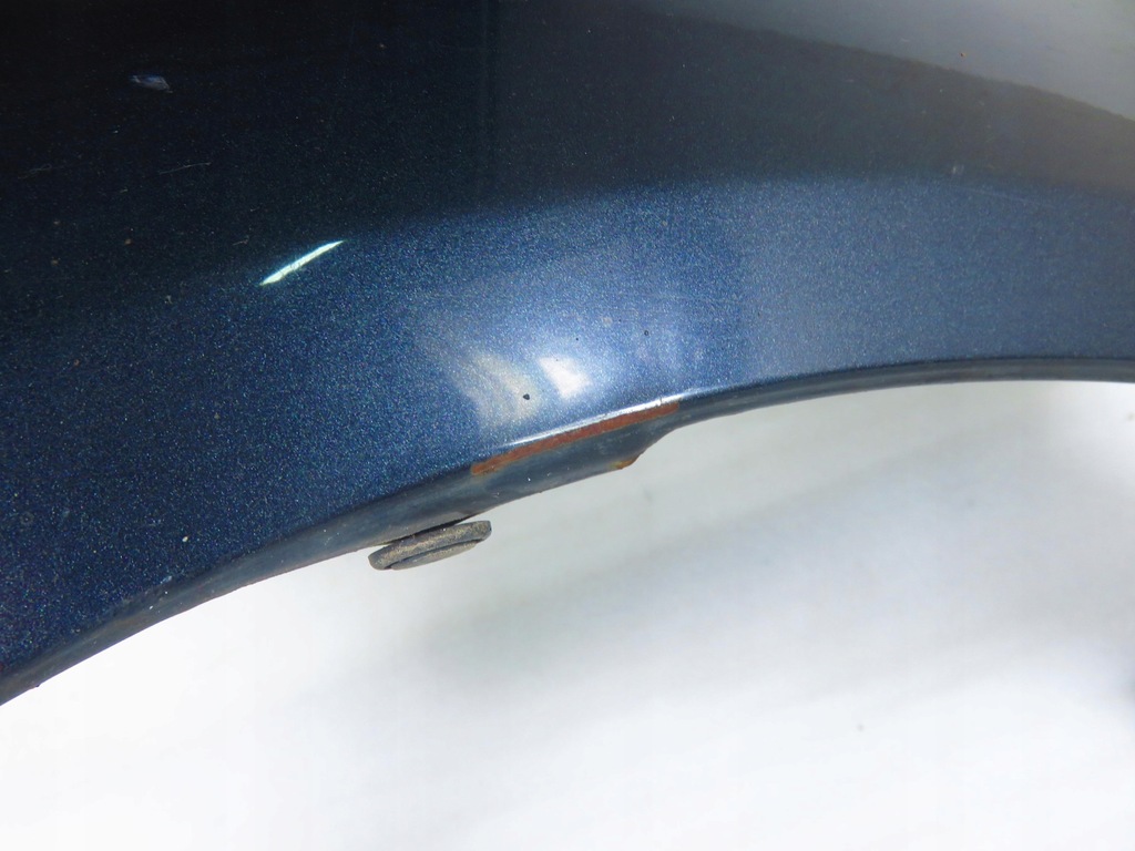 фото №5, Крыло правый передний toyota avensis verso ii