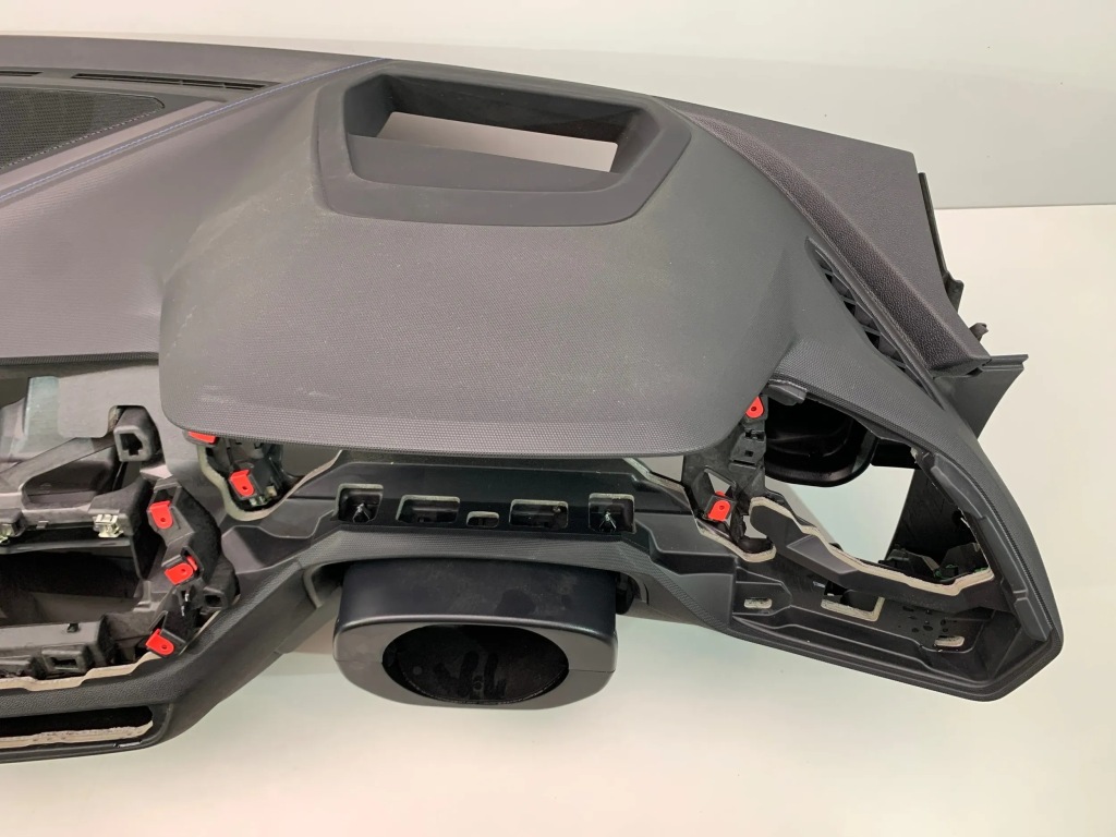 фото №2, Bmw f40 f44 приборная панель приборная консоль оригинал rhd