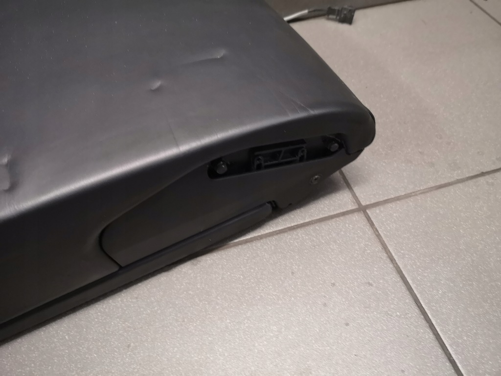 фото №10, Підлокітник сидіння задня чорний audi a8 d3