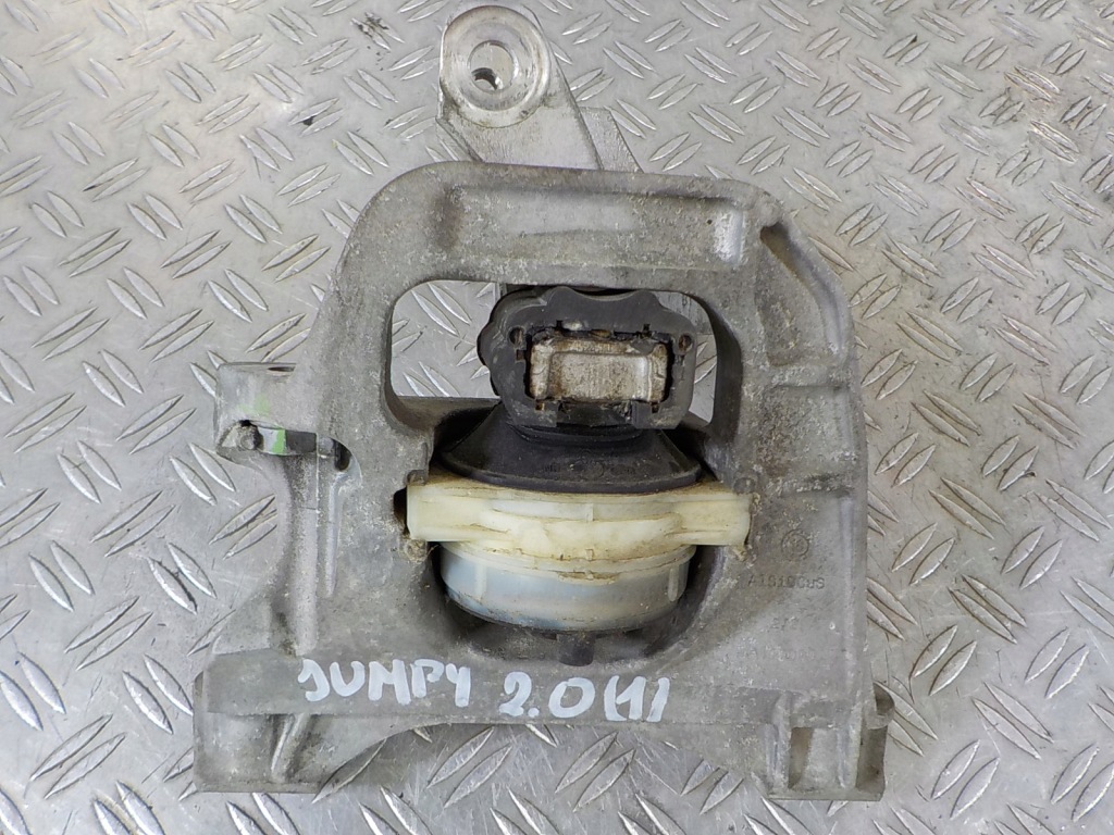 Купить Jumpy expert proace iii 18- кронштейн двигателя