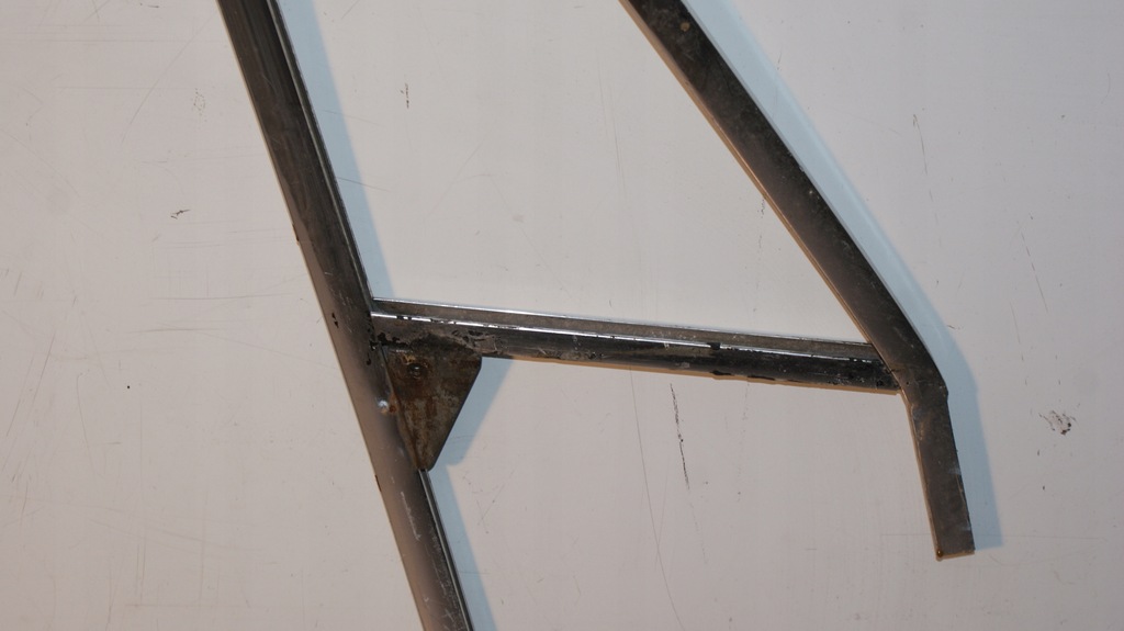 фото №10, Porsche 911 912 930 69-79 рама стекло дверь правая