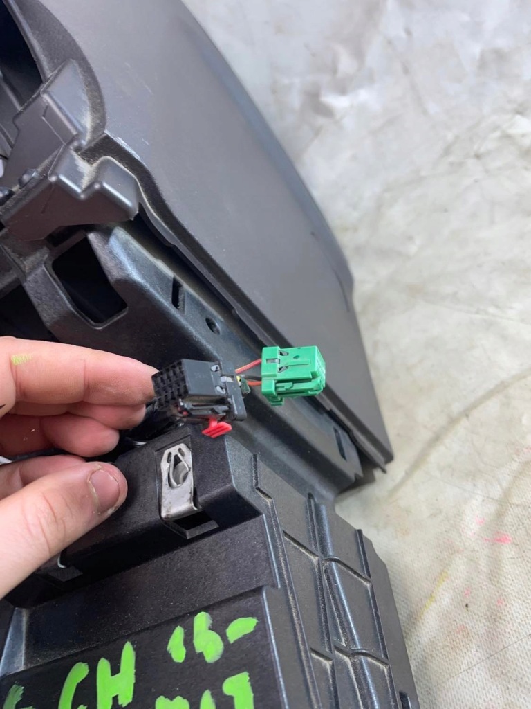 фото №7, Jeep grand cherokee 15- подлокотник туннель средний usa