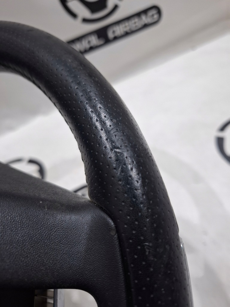 Руль volvo v60 r-design 34110219a кожаный nr34 Недорого