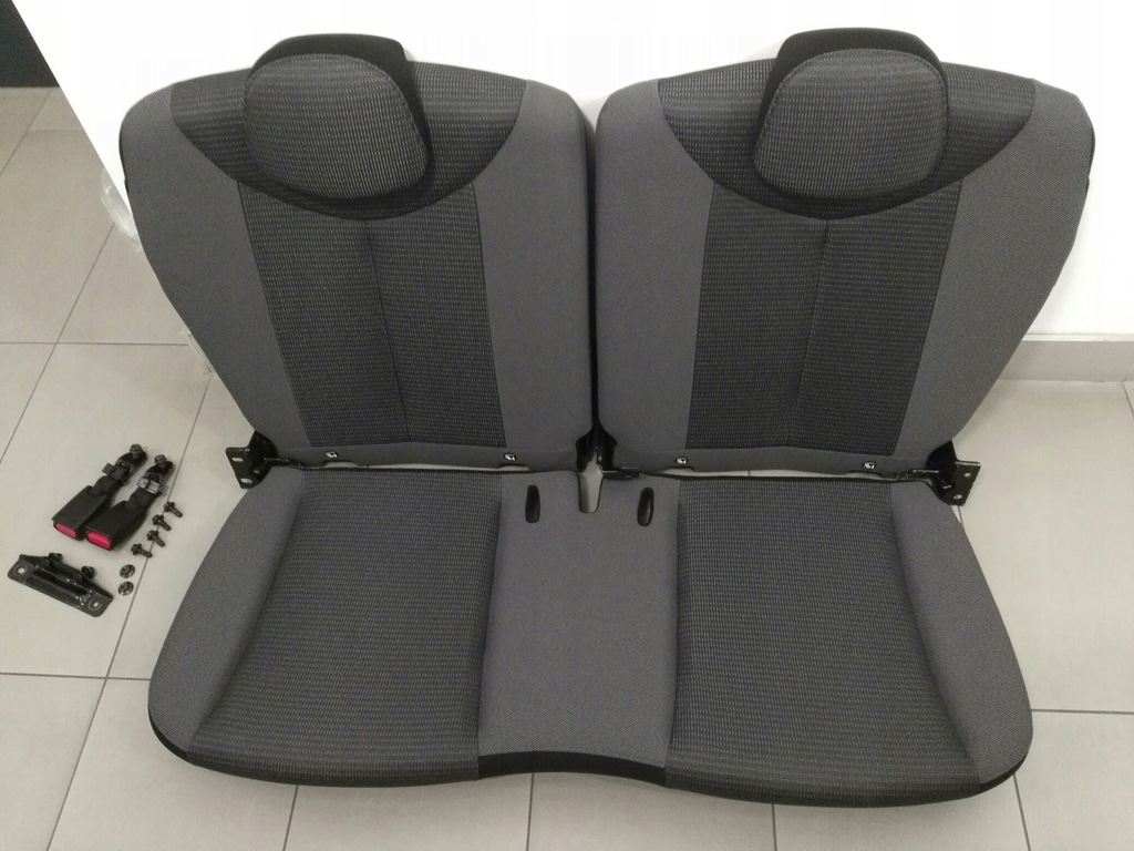 фото №1, Заднее сиденье задняя toyota aygo ii