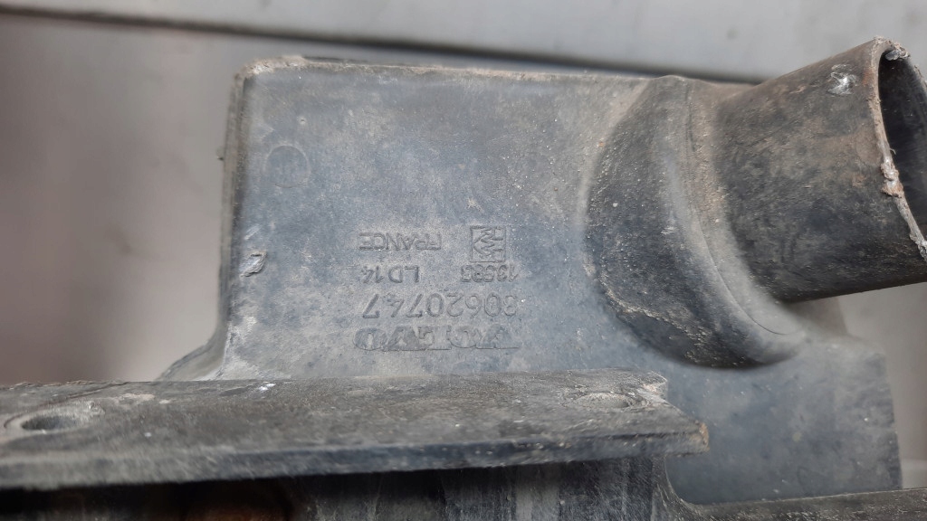 фото №5, Резонатор воздуха volvo s40 v40 1.9 d 30620747