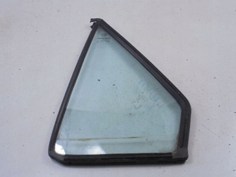 фото №1, Alfa romeo 75 89r скло трикутне задня лівий