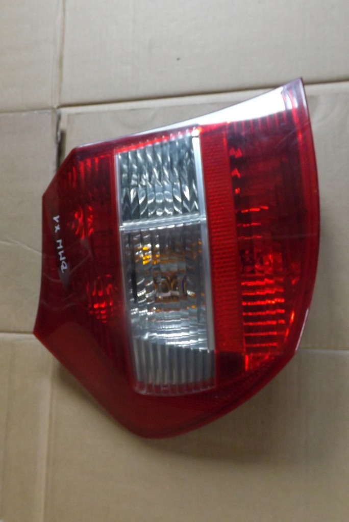 фото №1, Лампа задняя левая bmw e87