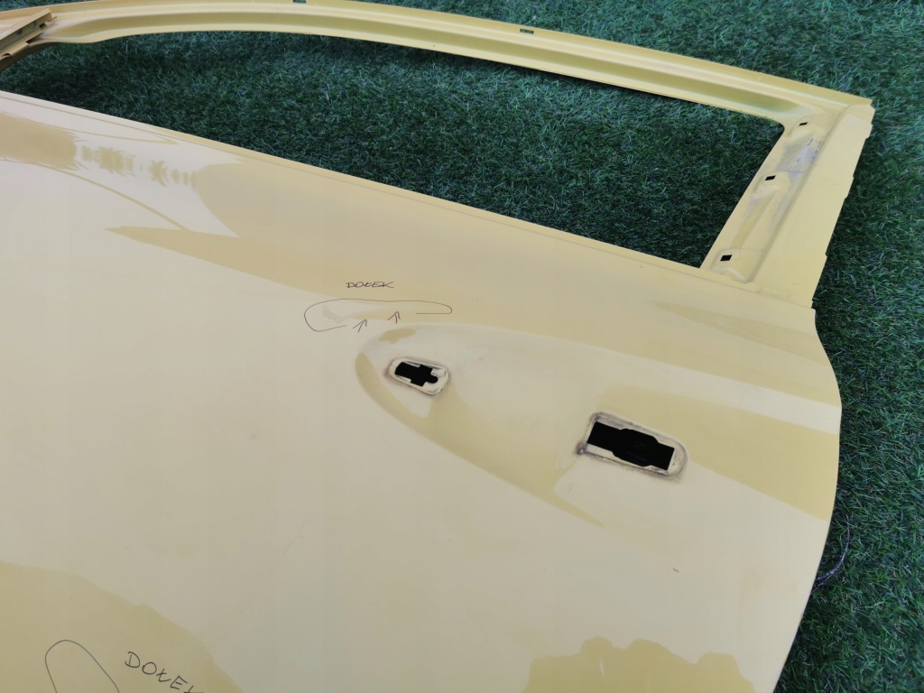 Opel adam дверь левая перед 2012-2019 в Украине