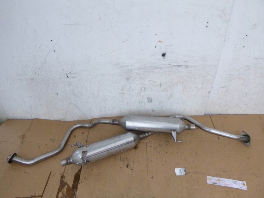 фото №1, Toyota prius гасник toyota 32119 futaba rok 2004-2009