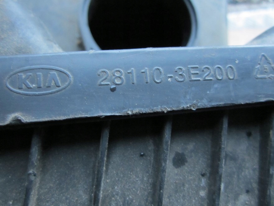 фото №6, Корпус фильтра воздуха kia sorento 2.5 crdi 2811