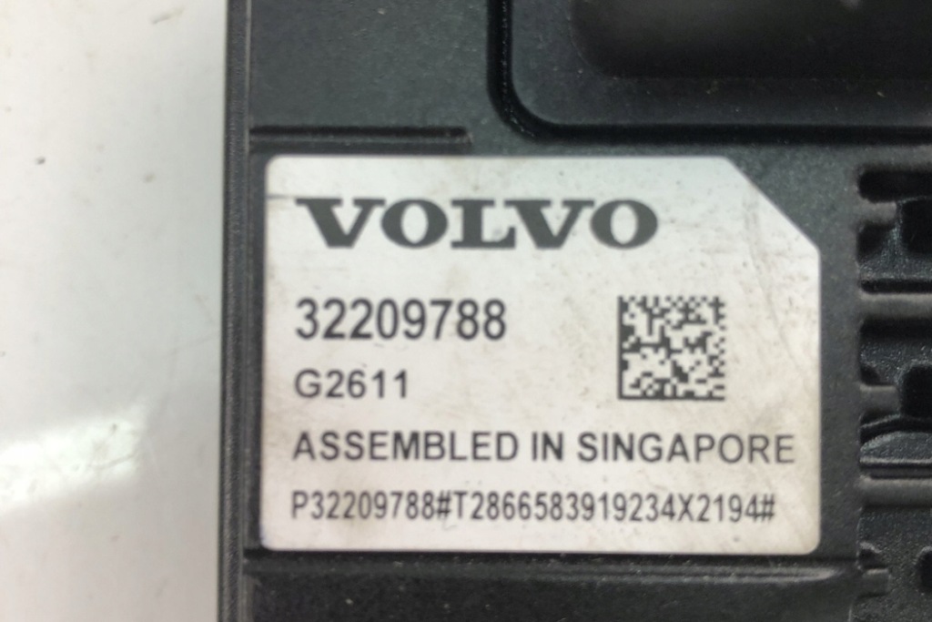 фото №1, Модуль камеры заднего вида volvo 32209788 2021
