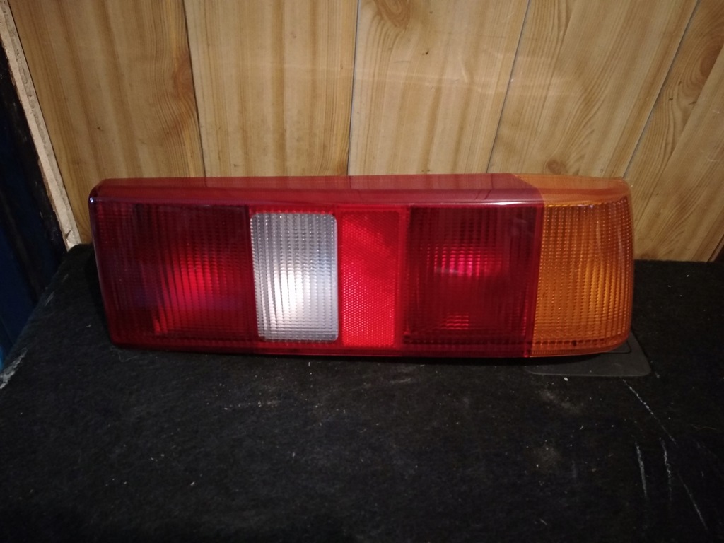 фото №1, Лампа задняя правая задняя ford sierra 87bg13a602aa