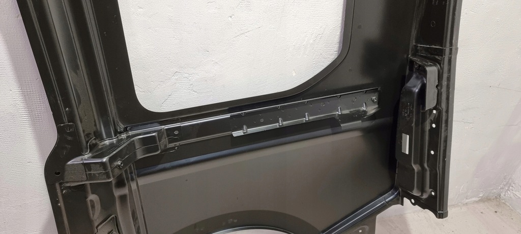 фото №11, Крыло правый задняя задний vw caddy 2k7 21-