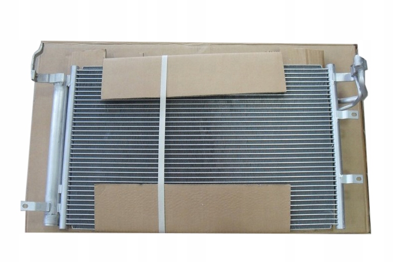 фото №1, Радиатор кондиционера kia cerato 2004-2008 nowa